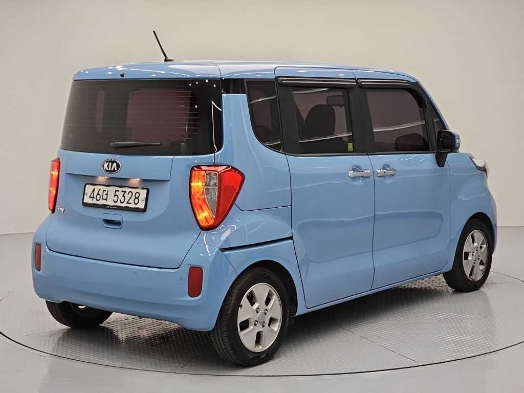 KIA Ray - Vista 4