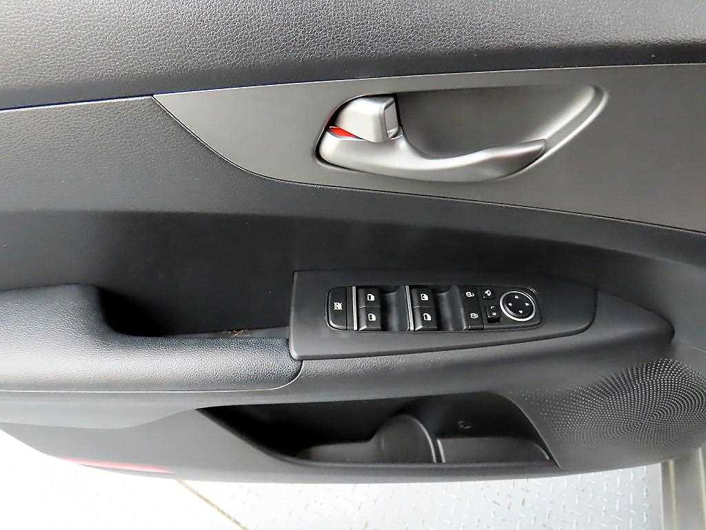 KIA K3 - Vista 11