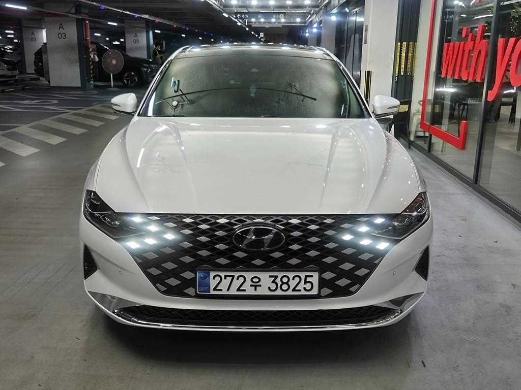 HYUNDAI Grandeur - Vista 3