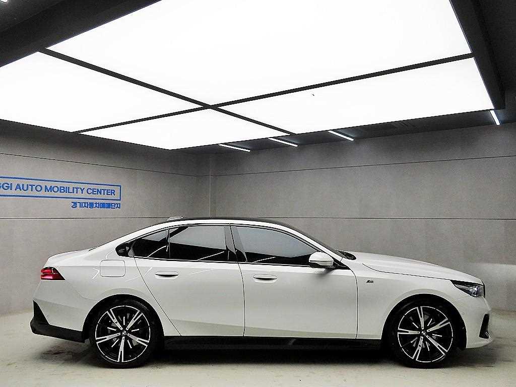 BMW 5 Series - Vista 2