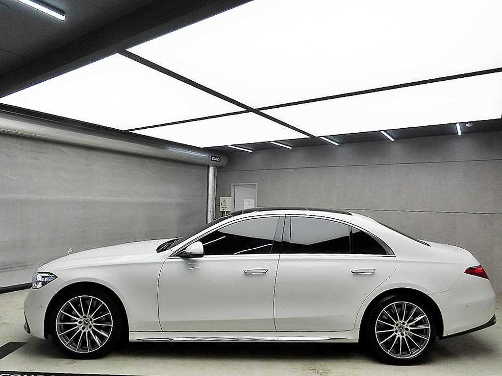 Mercedes Benz S Class - Vista 4