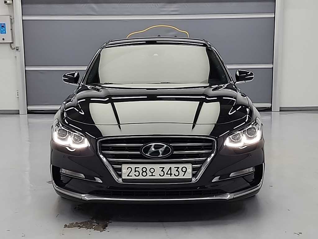 HYUNDAI Grandeur - Vista 2