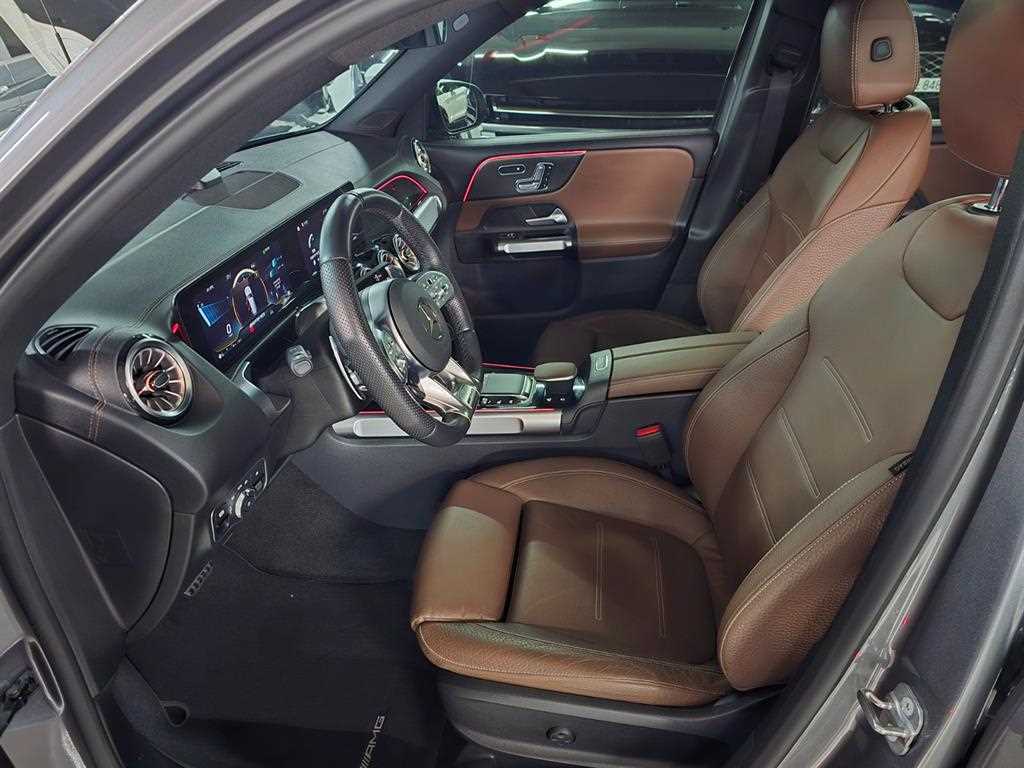Mercedes Benz GLB Class - Vista 10