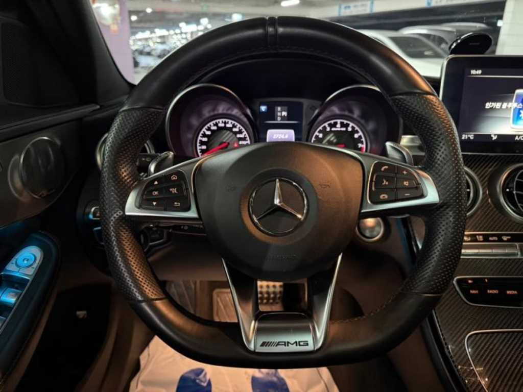Mercedes Benz C Class - Vista 8