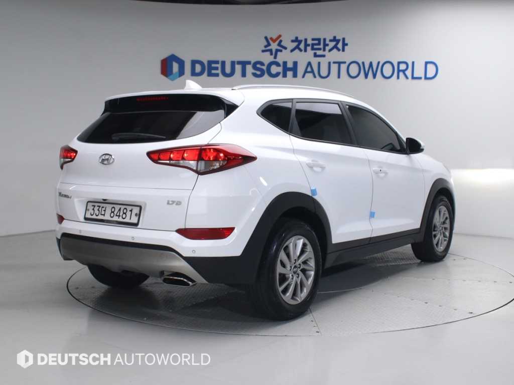 HYUNDAI Tucson - Vista 2