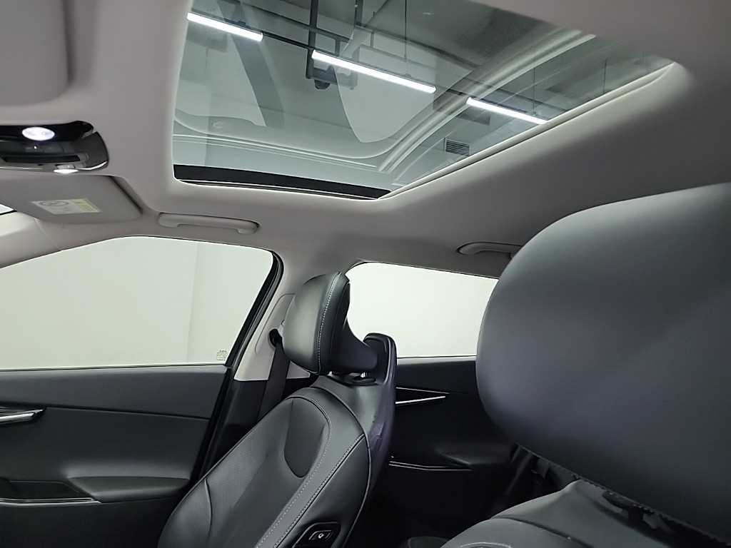 KIA EV6 2022 Gris - Importación desde Corea - HF Imports Iquique - Foto 15