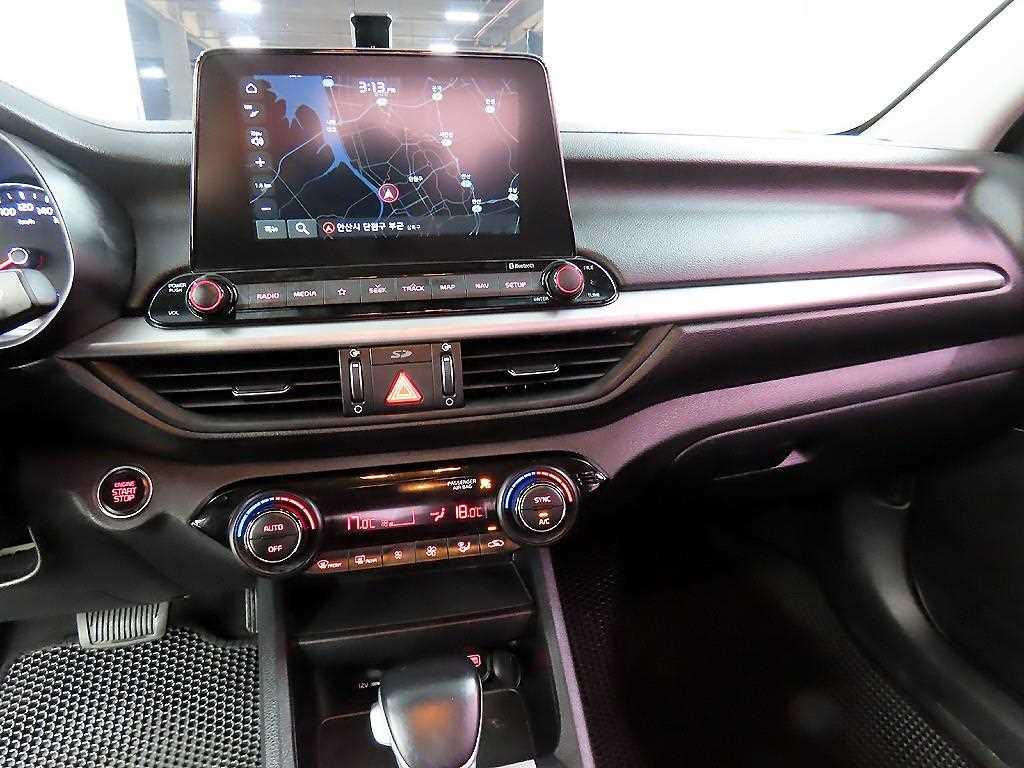 KIA K3 2021 Gris - Importación desde Corea - HF Imports Iquique - Foto 13