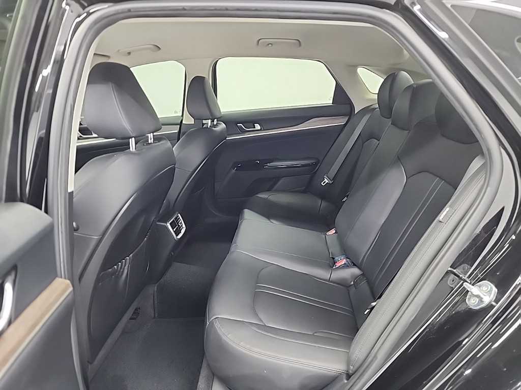 KIA K5 - Vista 12