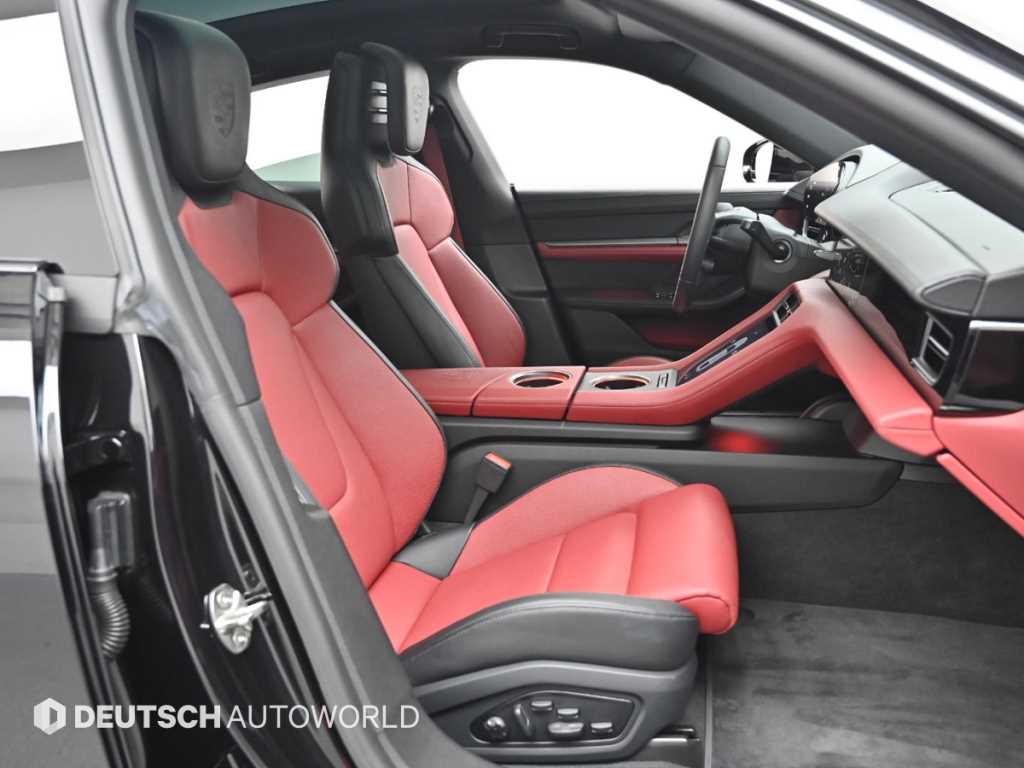 Porsche Taycan - Vista 10