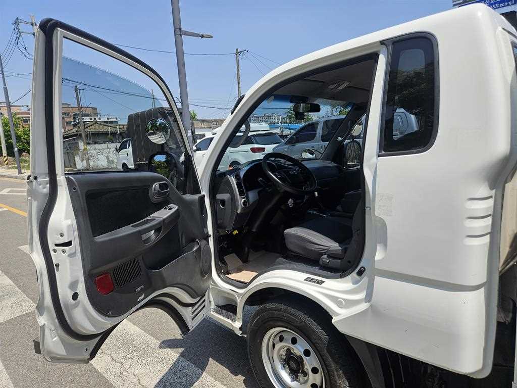 Small Truck Cargo (small) - Vista 10
