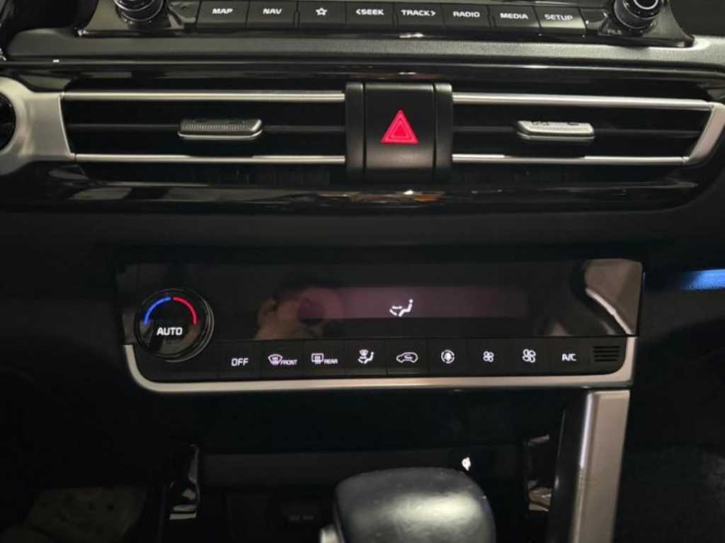 KIA Seltos - Vista 12