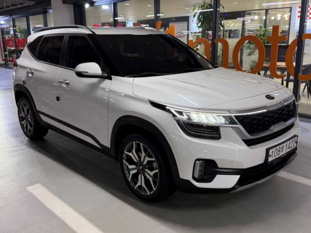 KIA Seltos - Vista 2