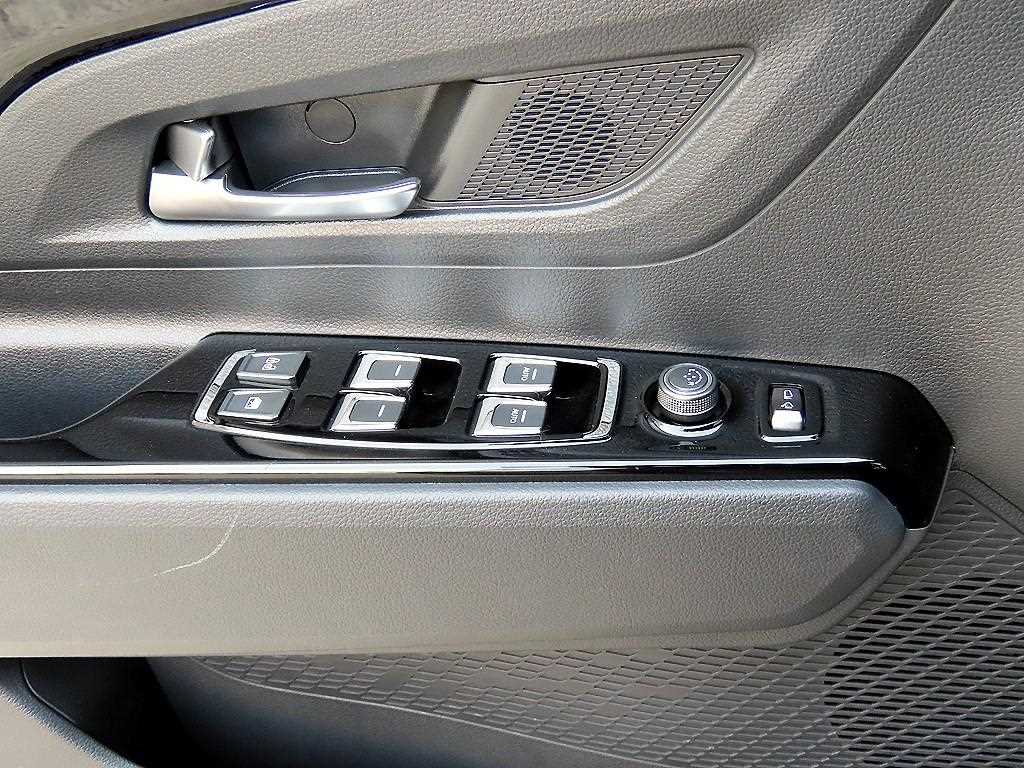 Ssangyong Korando - Vista 11