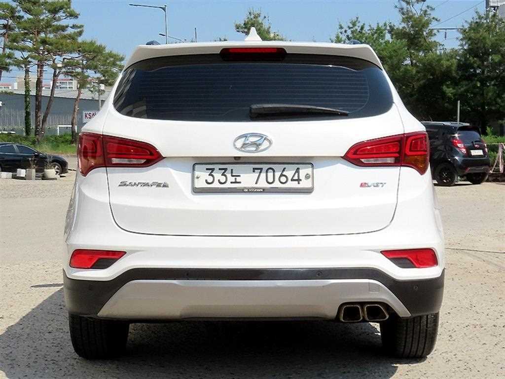 HYUNDAI Santa Fe - Vista 4