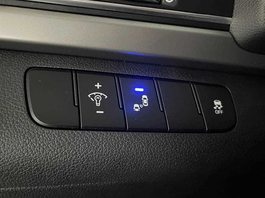 HYUNDAI Avante 2018 Blanco - Importación desde Corea - HF Imports Iquique - Foto 15