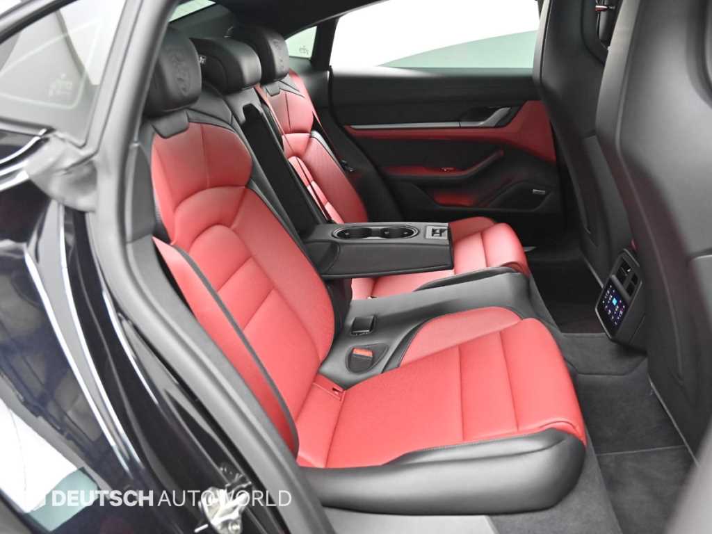 Porsche Taycan - Vista 12
