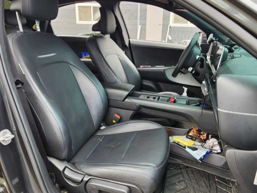 HYUNDAI Ioniq 6 - Vista 9