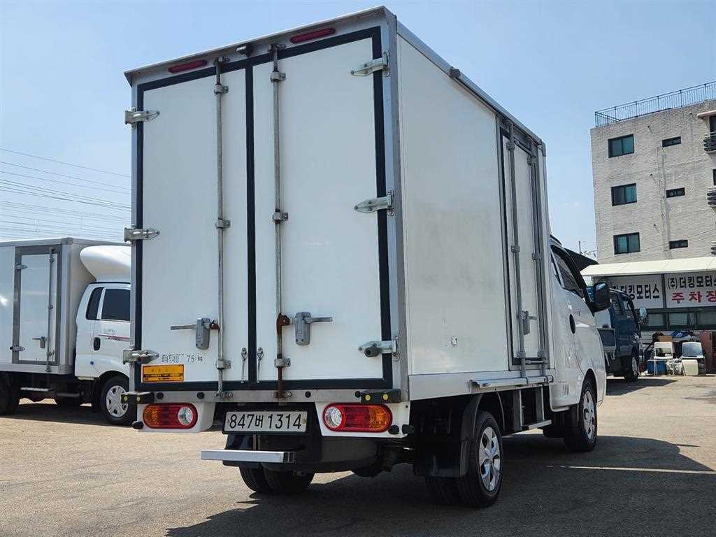 Small Truck Normal Box(High Deck) 2024 Blanco - Importación desde Corea - HF Imports Iquique - Foto 18