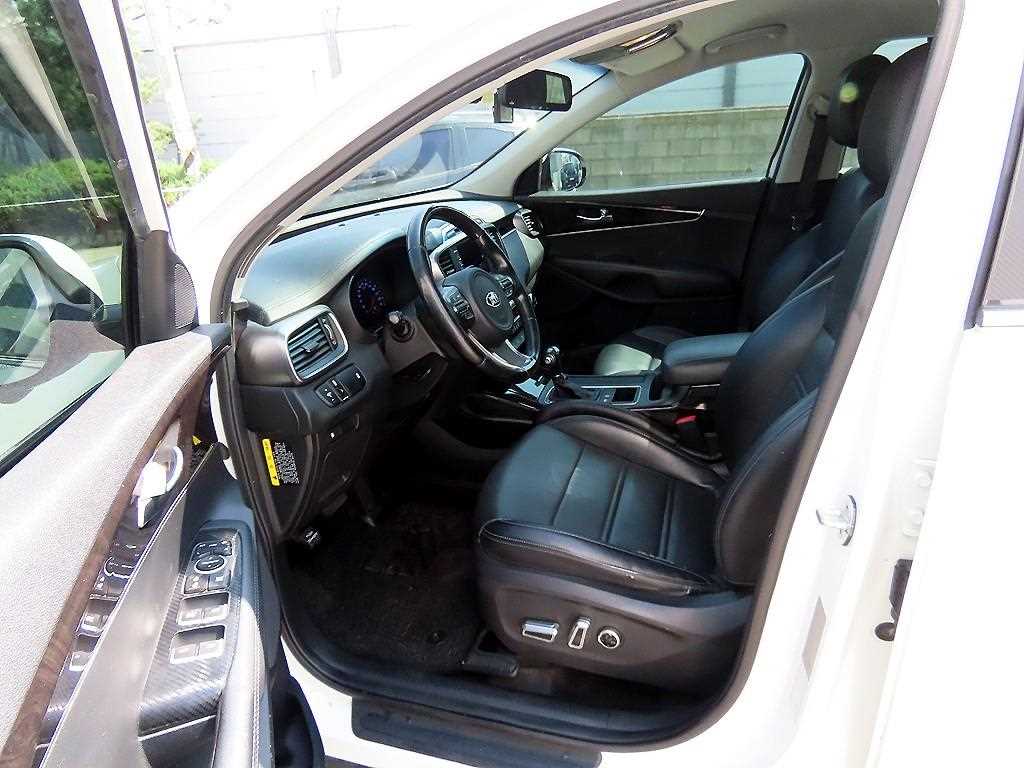 KIA Sorento - Vista 5