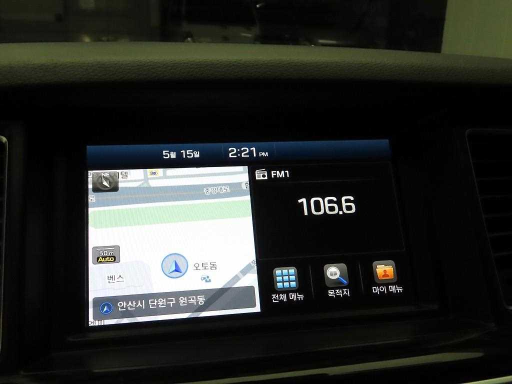 Genesis G80 - Vista 8