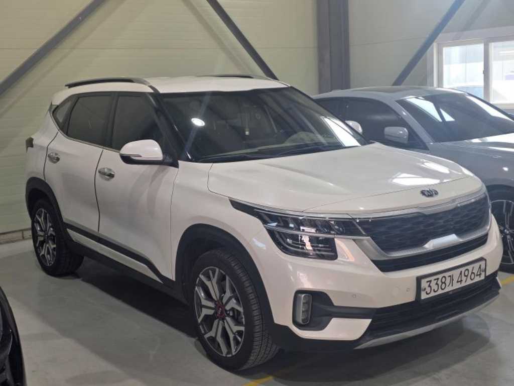 KIA Seltos - Vista 2