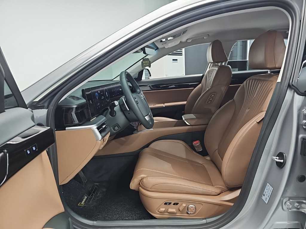 HYUNDAI Grandeur - Vista 11