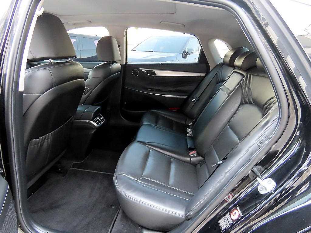 HYUNDAI Grandeur - Vista 6