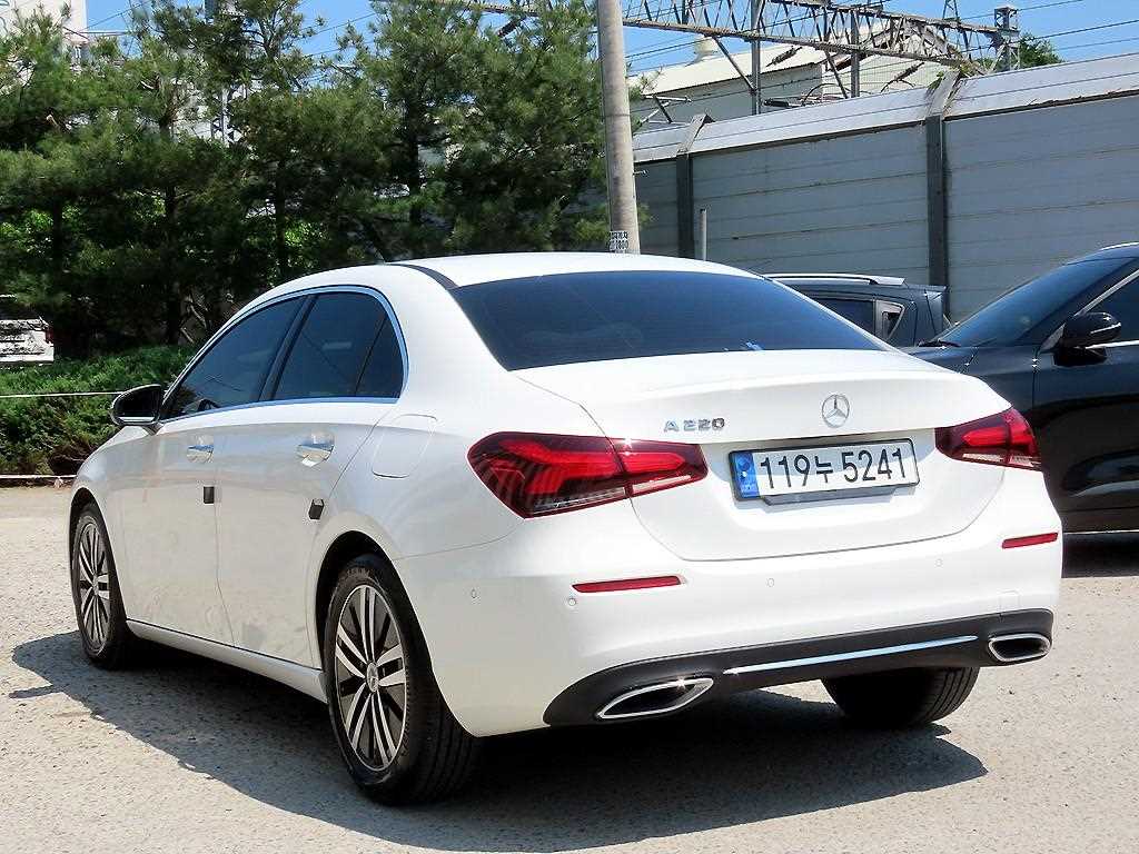 Mercedes Benz A Class - Vista 3