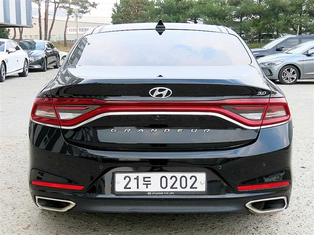 HYUNDAI Grandeur 2017 Negro - Importación desde Corea - HF Imports Iquique - Foto 13