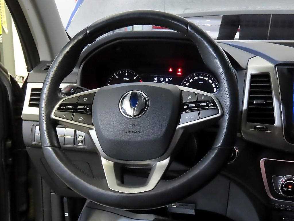 Ssangyong Rexton - Vista 8