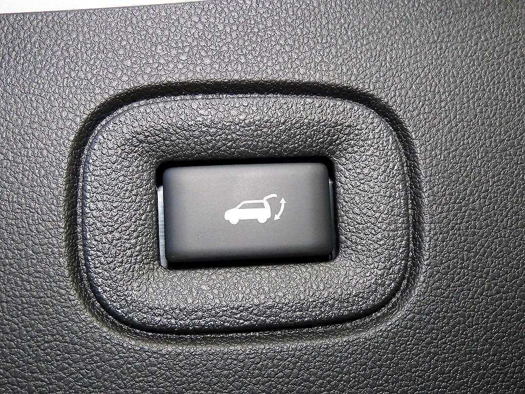SAMSUNG QM6 2026 Blanco - Importación desde Corea - HF Imports Iquique - Foto 16