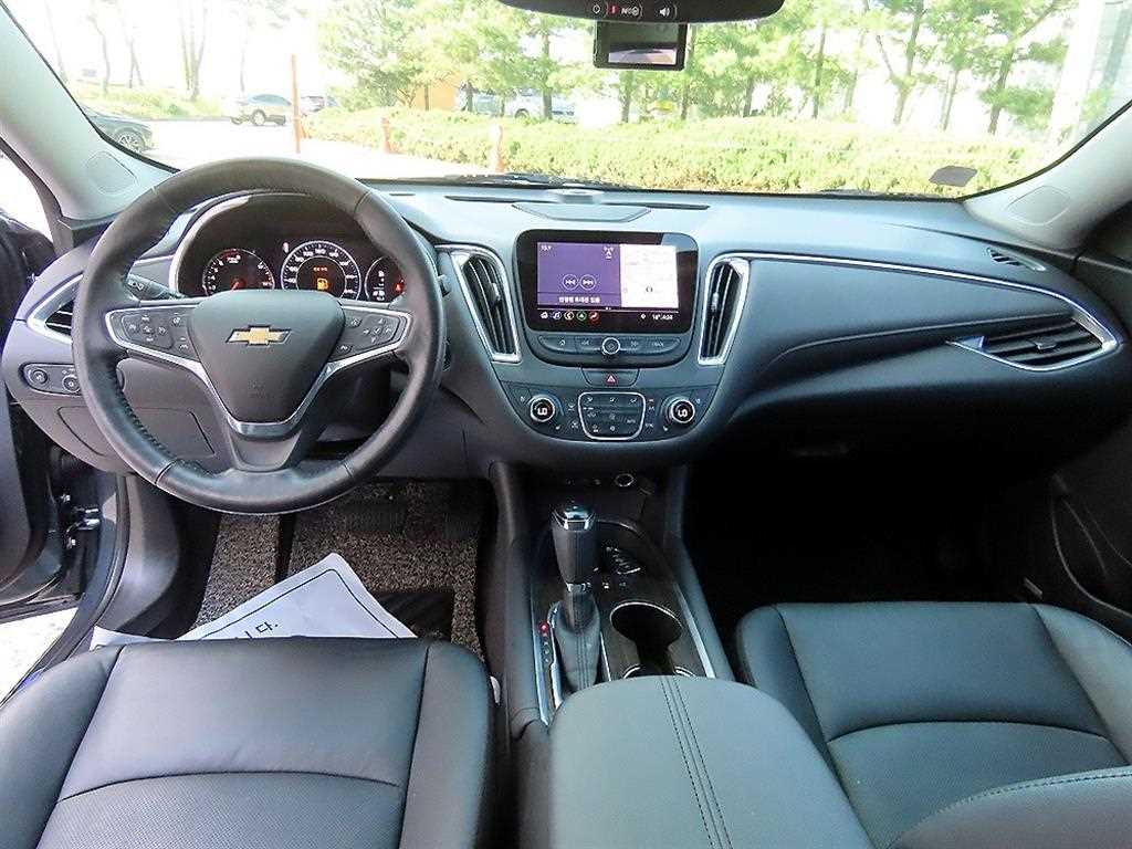 Chevrolet Malibu - Vista 7