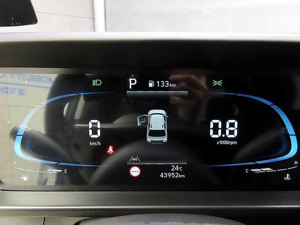 HYUNDAI Casper - Vista 8