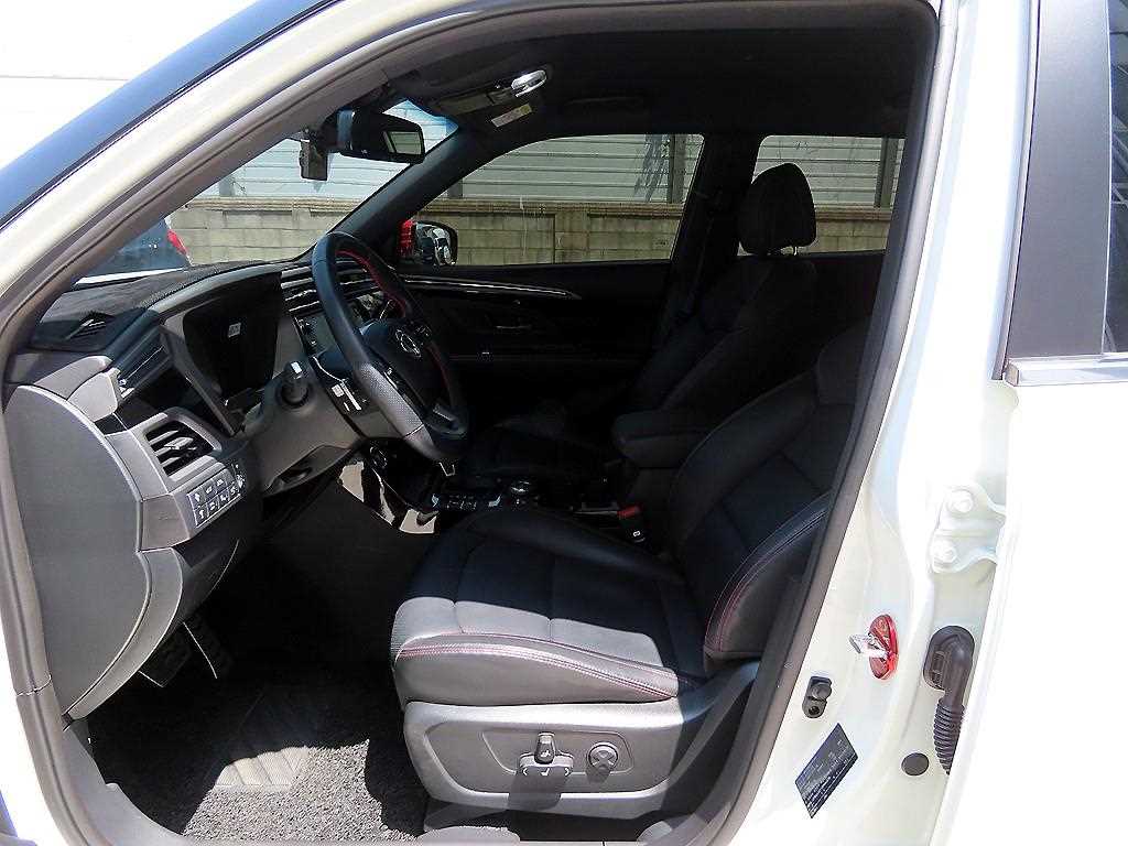Ssangyong Korando - Vista 5
