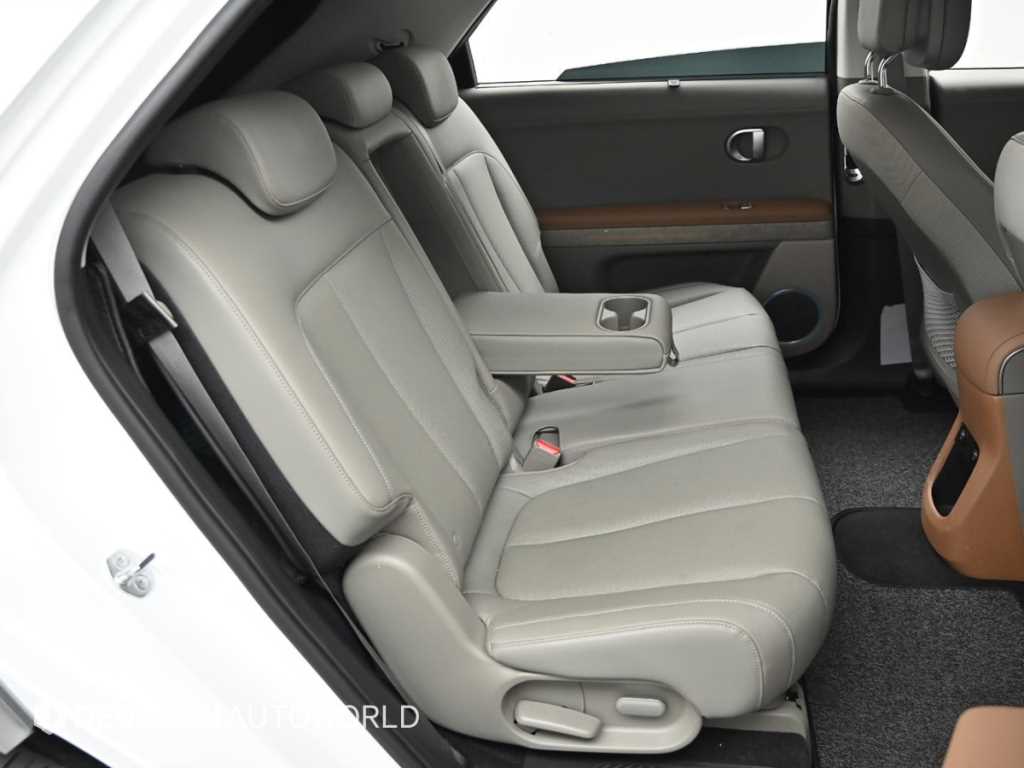 HYUNDAI Ioniq 5 - Vista 12