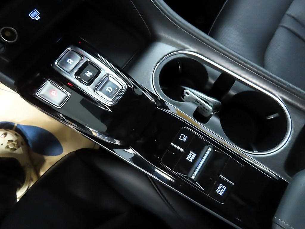 HYUNDAI Sonata - Vista 10