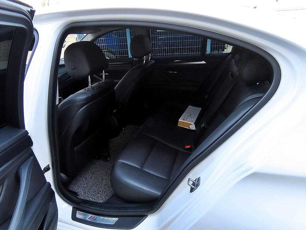 BMW 5 Series - Vista 6