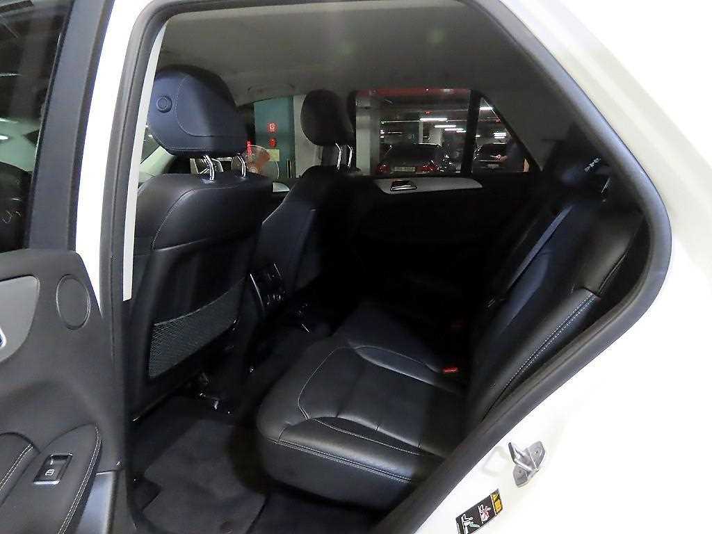 Mercedes Benz GLE Class - Vista 7
