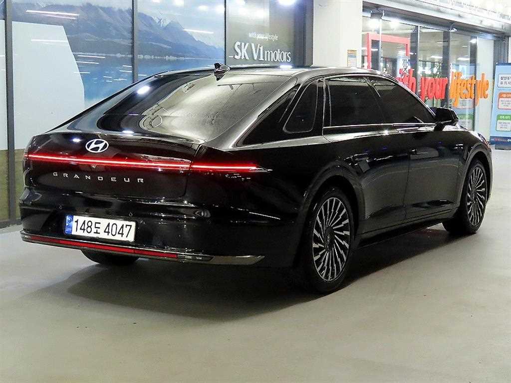 HYUNDAI Grandeur - Vista 4