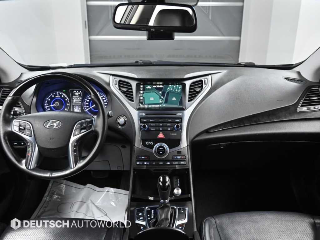 HYUNDAI Grandeur - Vista 7