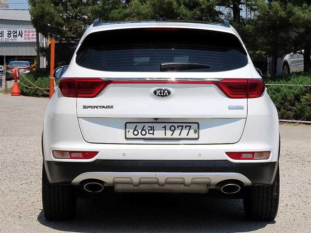 KIA Sportage - Vista 4