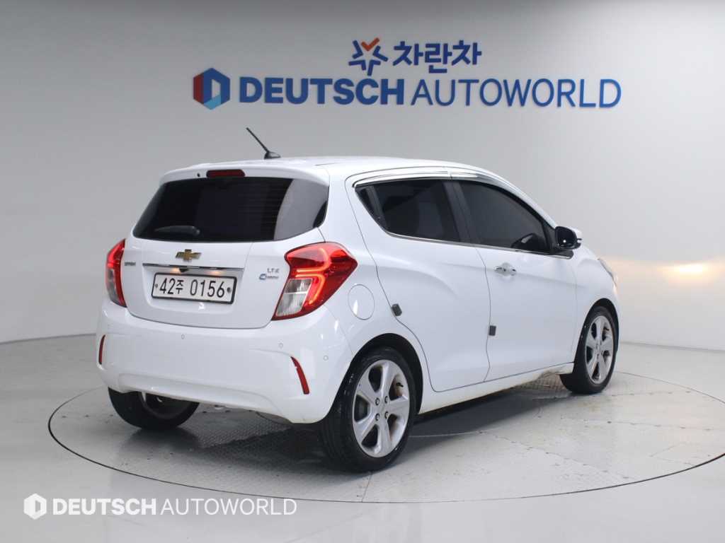 Chevrolet Spark - Vista 2