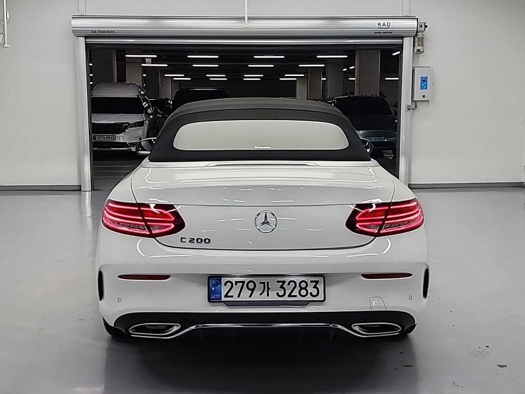 Mercedes Benz C Class - Vista 3