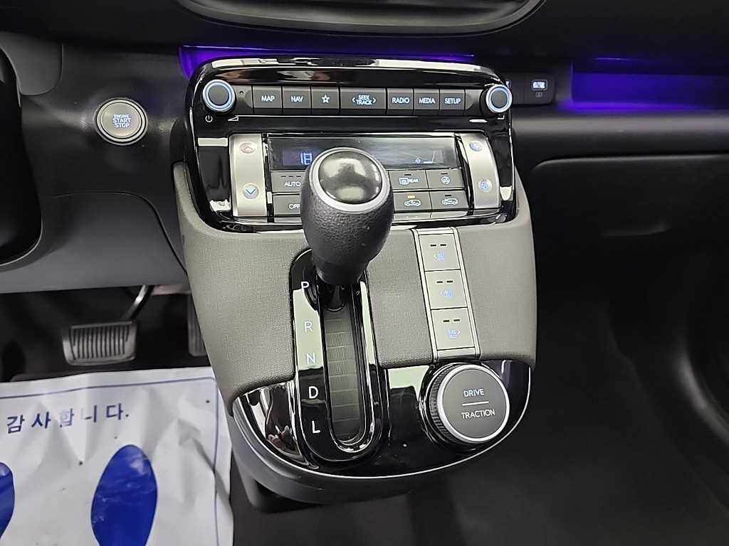 HYUNDAI Casper - Vista 8