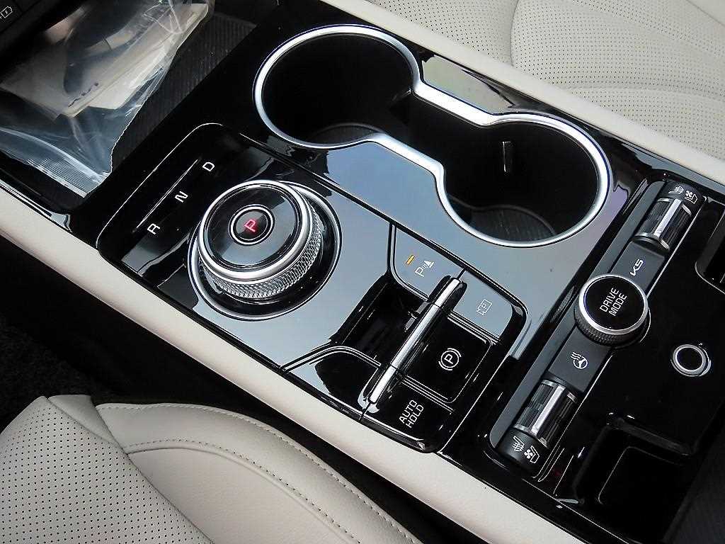 KIA K5 - Vista 11