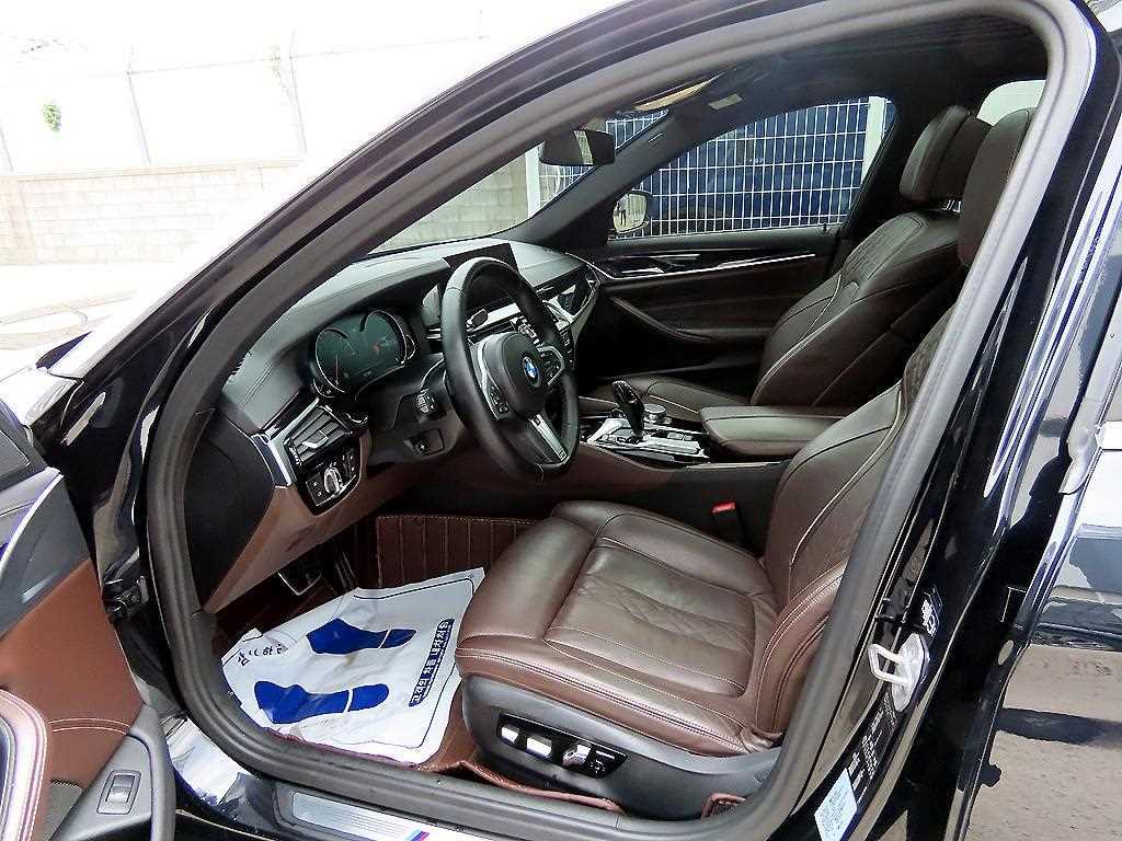 BMW 5 Series - Vista 5