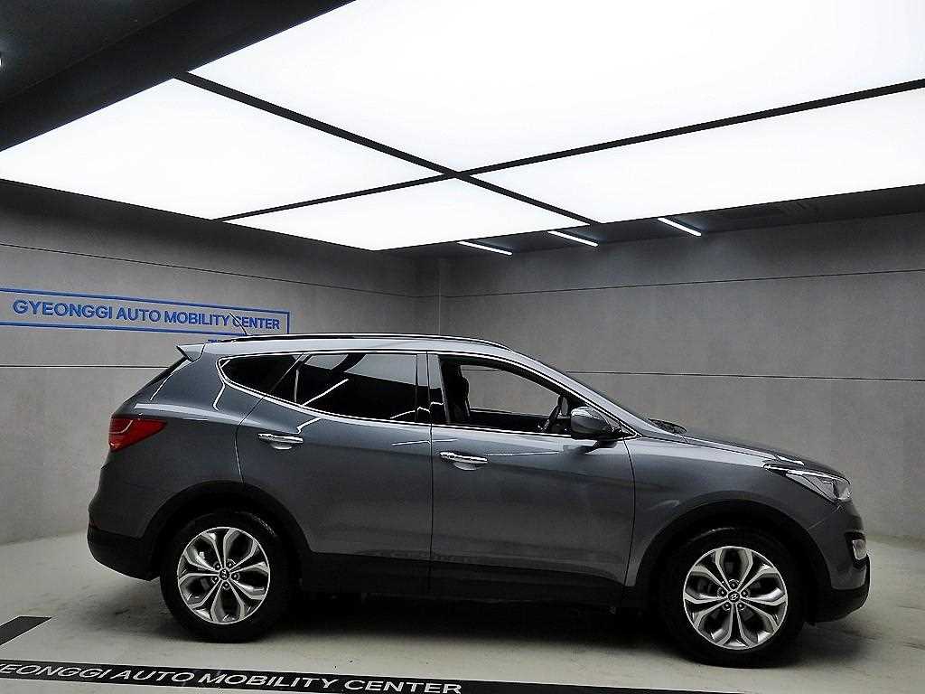 HYUNDAI Santa Fe - Vista 2
