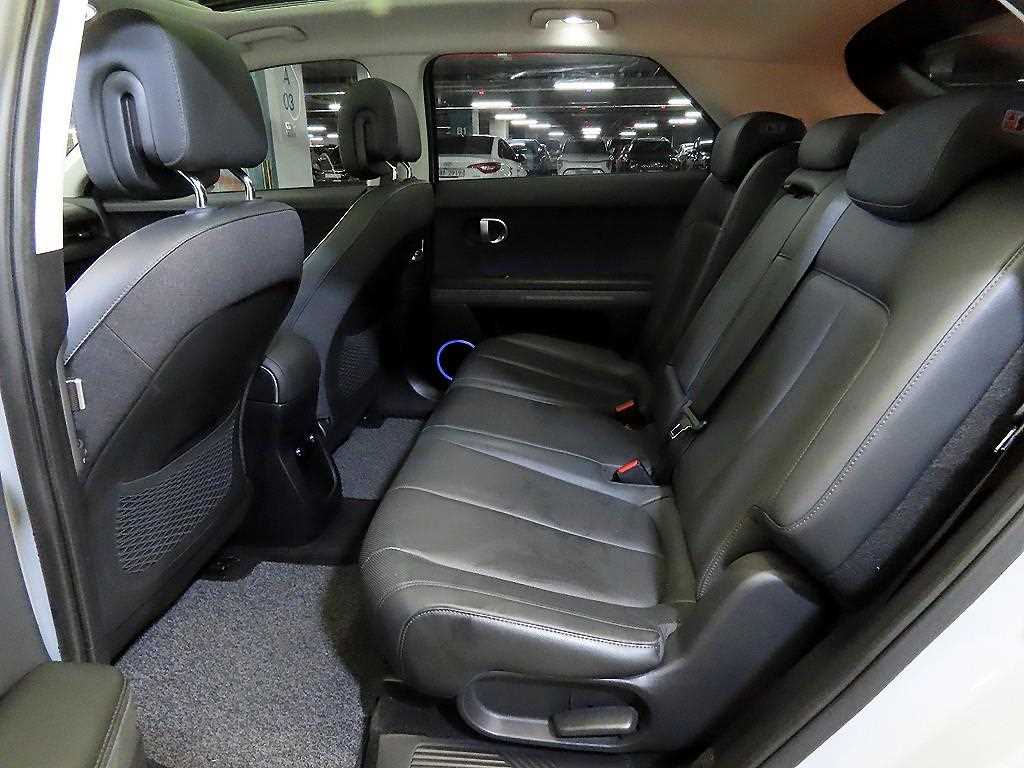 HYUNDAI Ioniq 5 - Vista 7