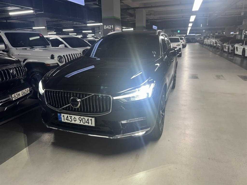 Volvo XC60 2024 Negro - Importación desde Corea - HF Imports Iquique - Foto 1