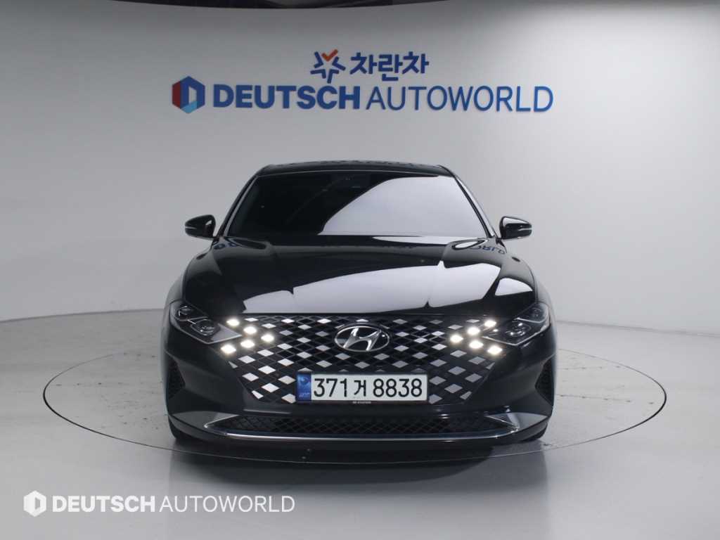 HYUNDAI Grandeur - Vista 3